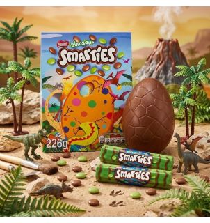 Nestlé Smarties Dinosaur Egg Giant
